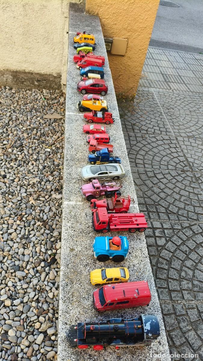 Coches a escala: 24 voiture miniature de collection tbe