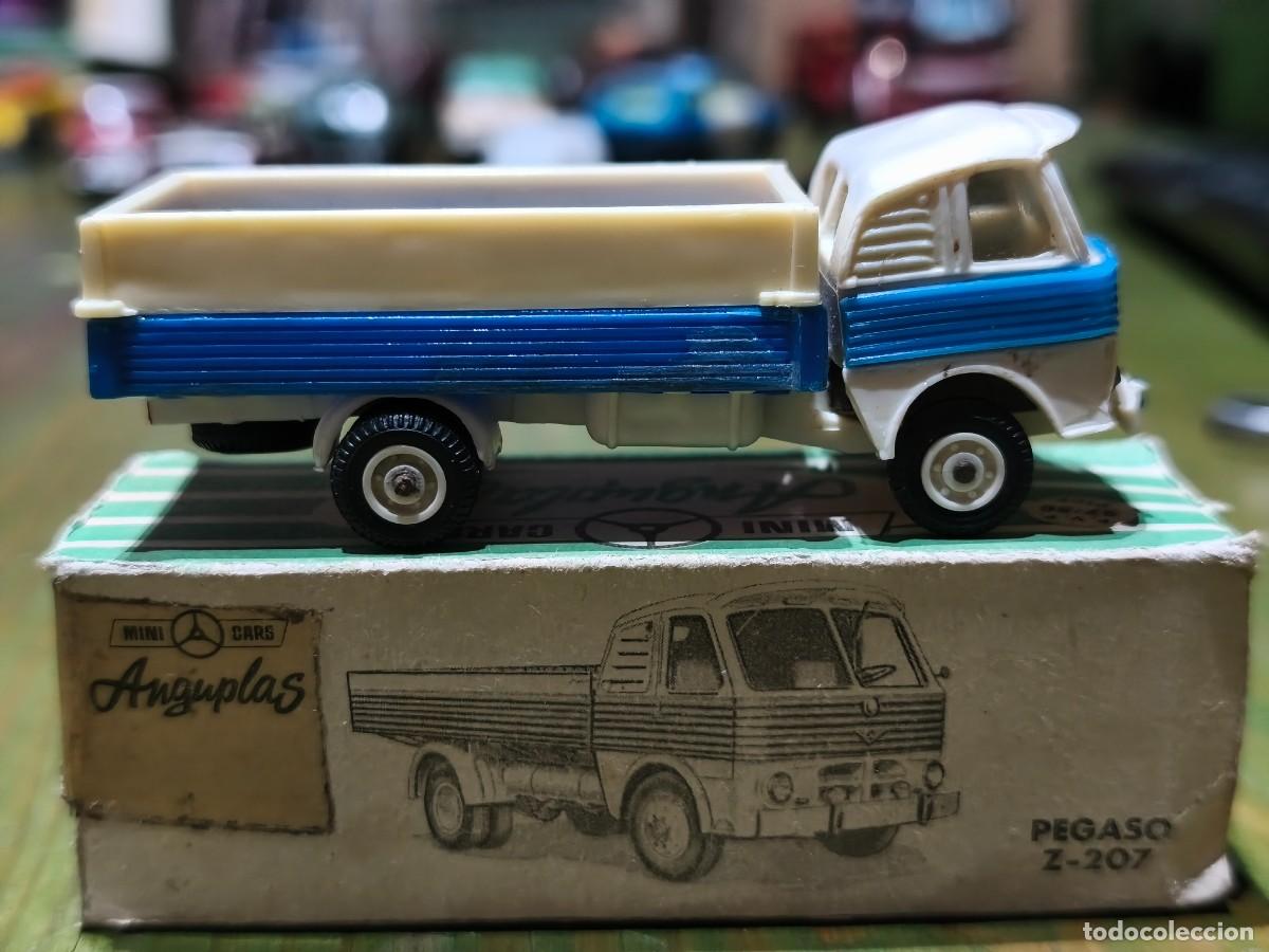 Coches a escala: Cami&oacute;n Pegaso Z-207 Barajas. Anguplas. Mini Cars escala 1/86. Con caja.
