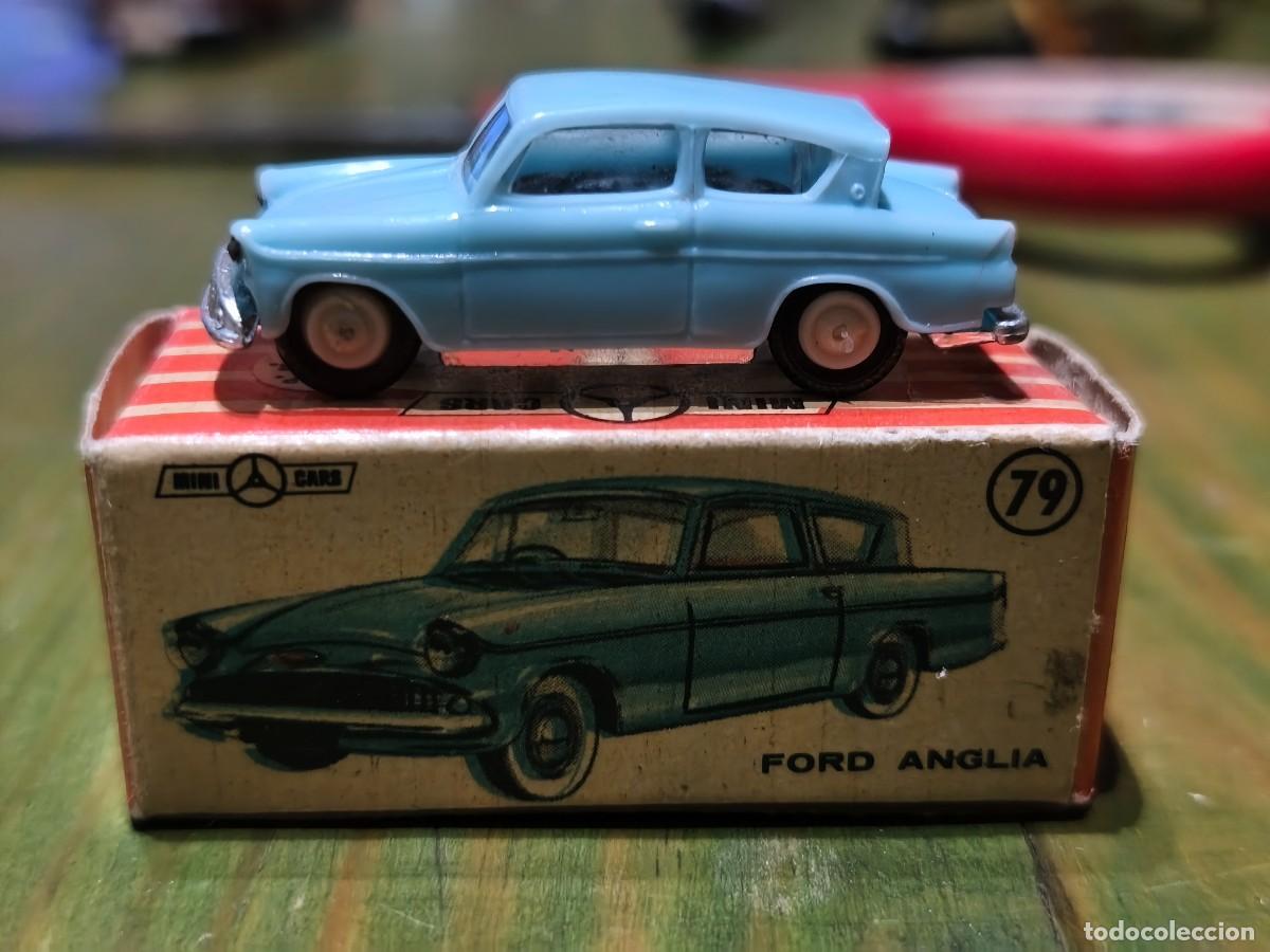 Coches a escala: Ford Anglia. Anguplas Mini Cars 79 escala 1/86. Con caja.