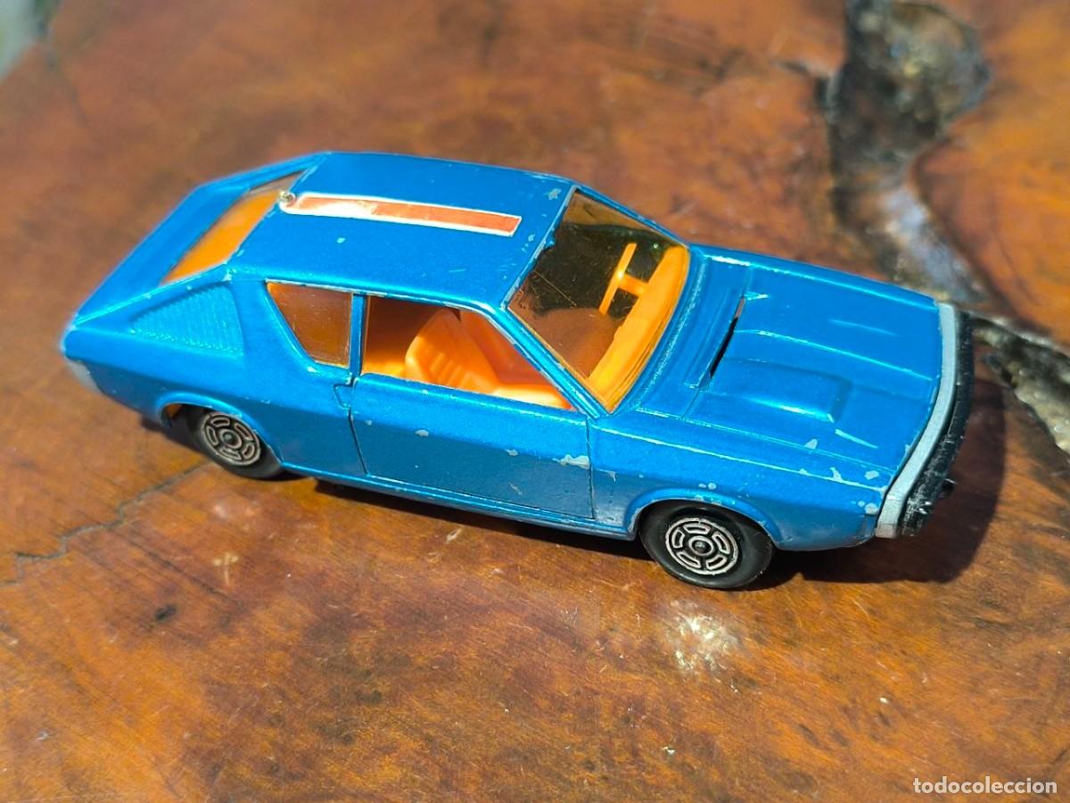Coches a escala: GUISVAL RENAULT 17 AZUL E 1.37 - Foto 3