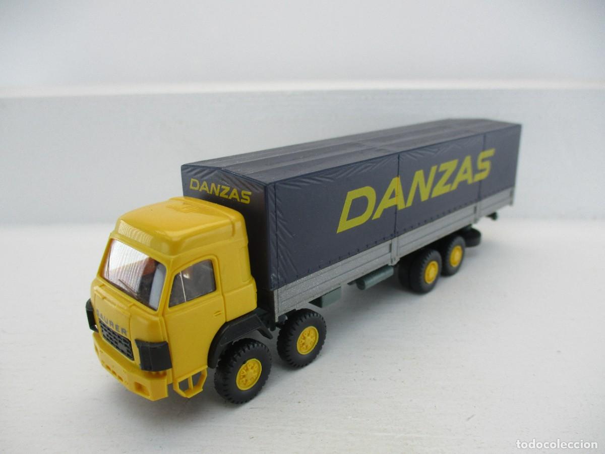 Coches a escala: CAMION ESCALA 1:87 REF HF
