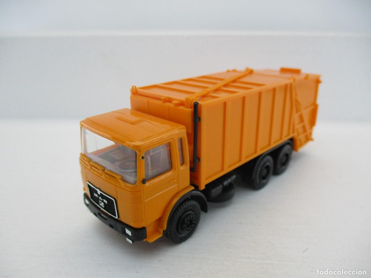Coches a escala: CAMION ESCALA 1:87 REF HG