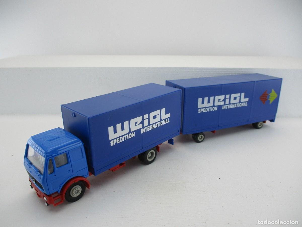Auto in scala: CAMION HERPA 1:87 REF H&Ntilde;