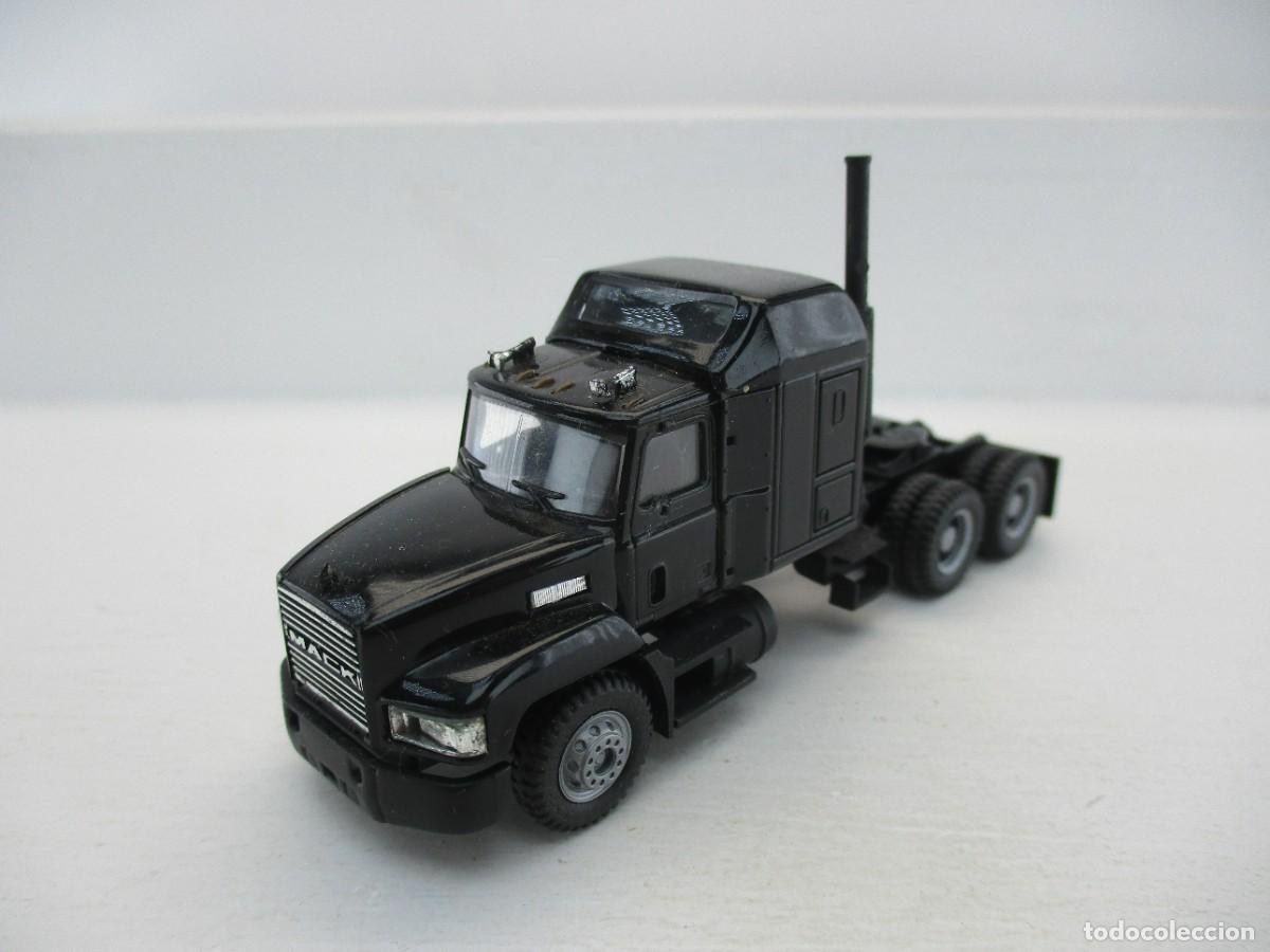 Coches a escala: CAMION HERPA 1:87 REF HB