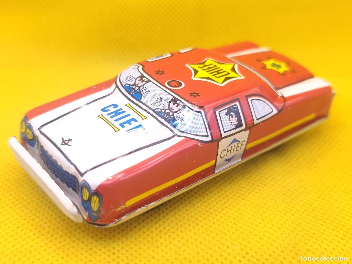 Coches a escala: Coche de hojalata japones jefe de polic&iacute;a