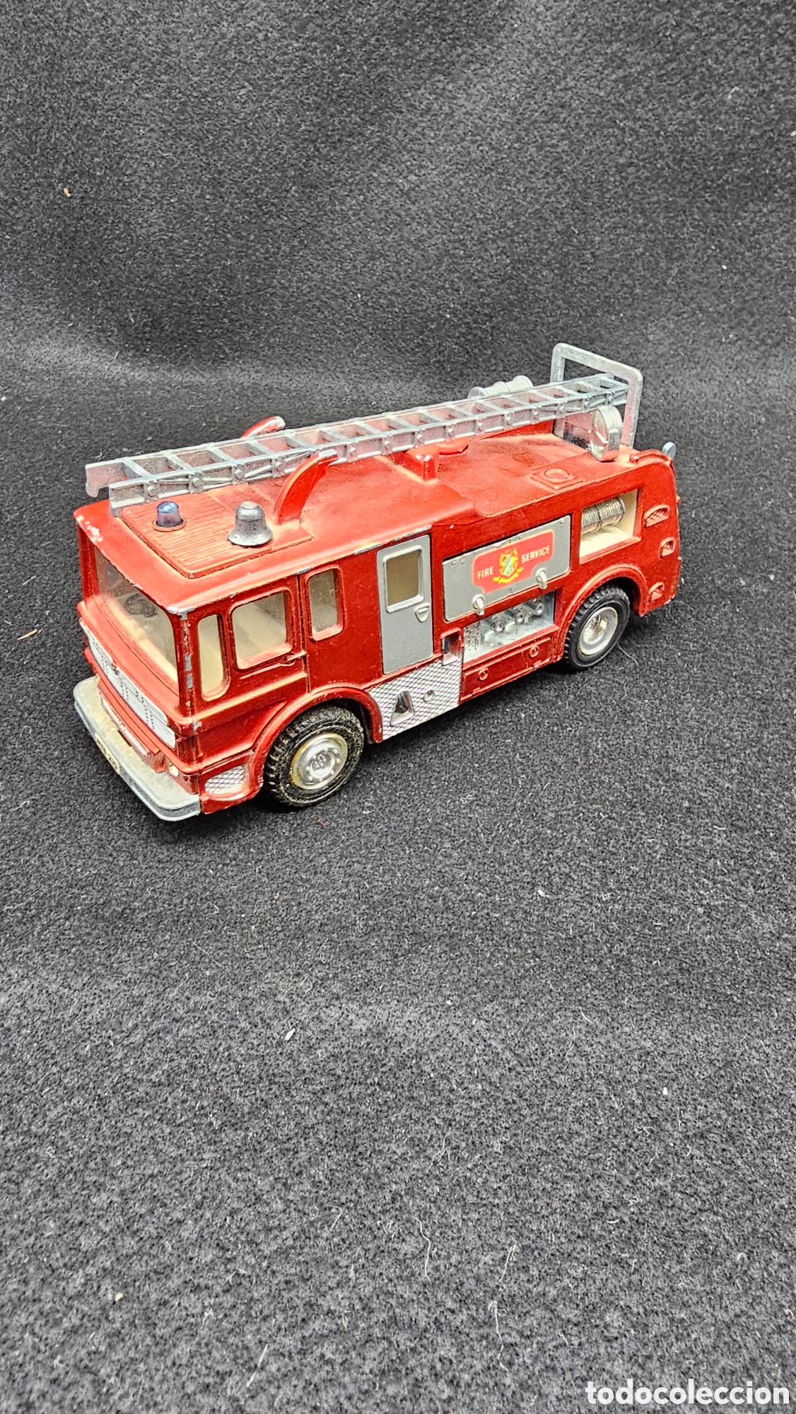 Coches a escala: cami&oacute;n de bomberos Dinky Toys (Meccano) d&eacute;cada de los 60 /70