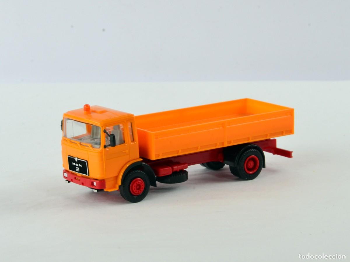 Coches a escala: Herpa Escala 1:87 H0 Cami&oacute;n MAN F8 Naranja