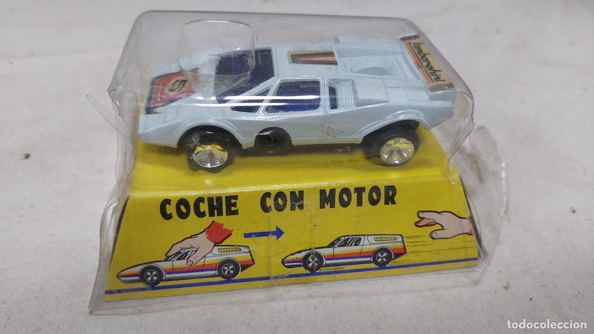 Coches a escala: Coche sacapuntas de Gisima lamborghini