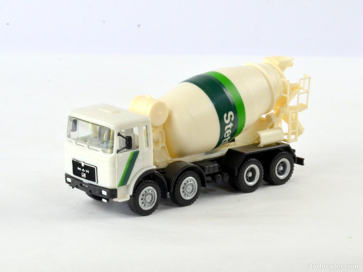 Coches a escala: Herpa Escala 1:87 H0 Cami&oacute;n Hormigonera MAN F8 Stetter