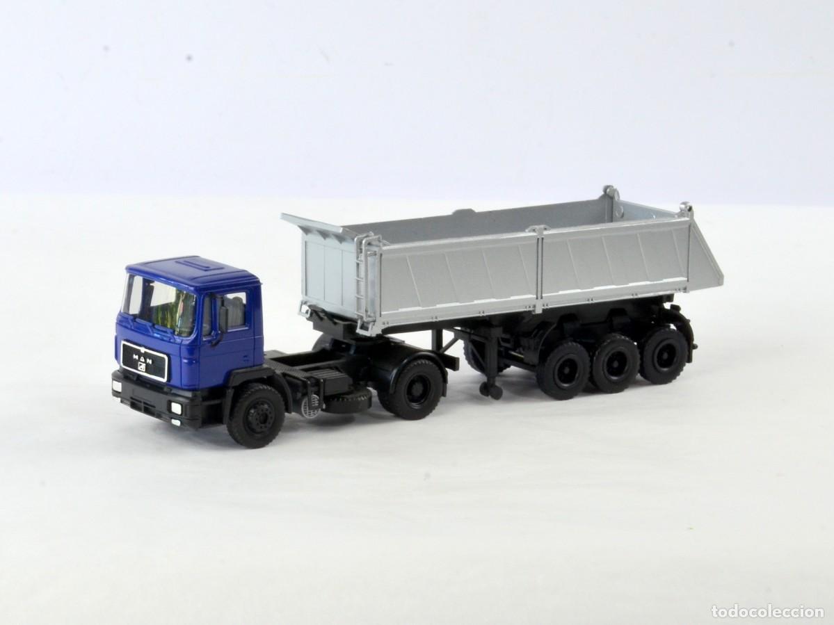 Coches a escala: Herpa Escala 1:87 H0 Cami&oacute;n Volquete Articulado MAN F90 Azul