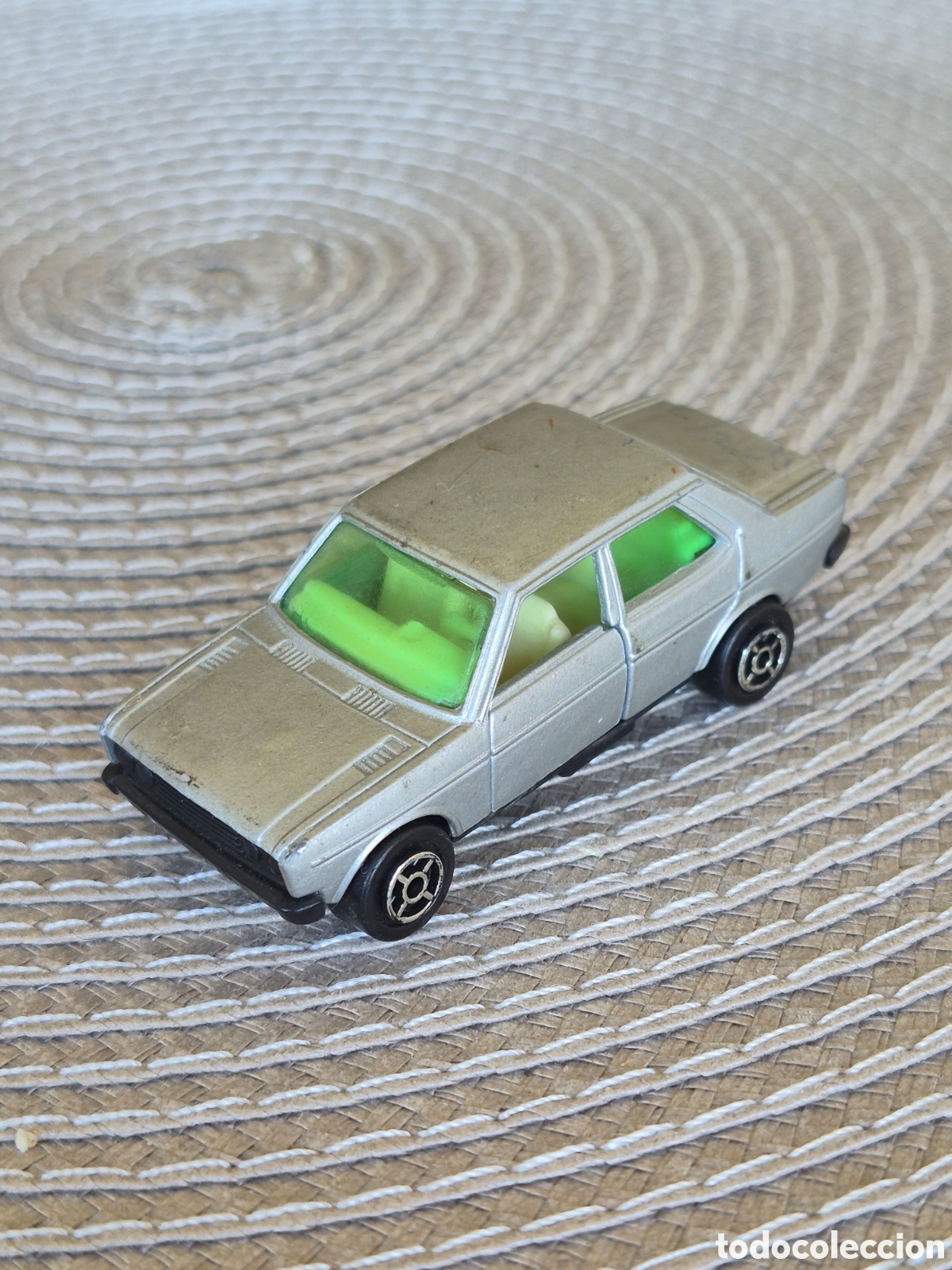 Coches a escala: Guisval seat 131 antiguo