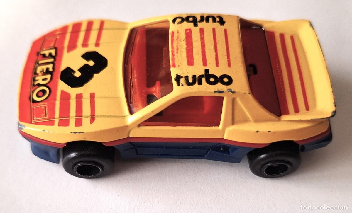 Coches a escala: COCHE ESCALA 1/57 ANTIGUO - PONTIAC FIERO - A&Ntilde;OS 80 - MARCA MAJORETTE - BUEN ESTADO