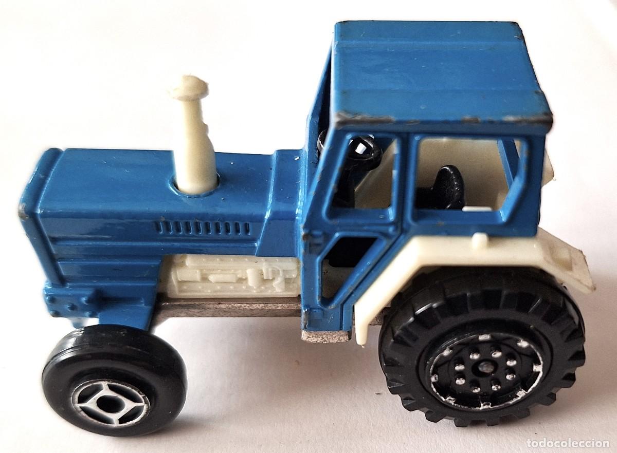 Coches a escala: COCHE ESCALA 1/65 - TRACTOR DE ARRASTRE - A&Ntilde;OS 80 - MARCA MAJORETTE - BUEN ESTADO