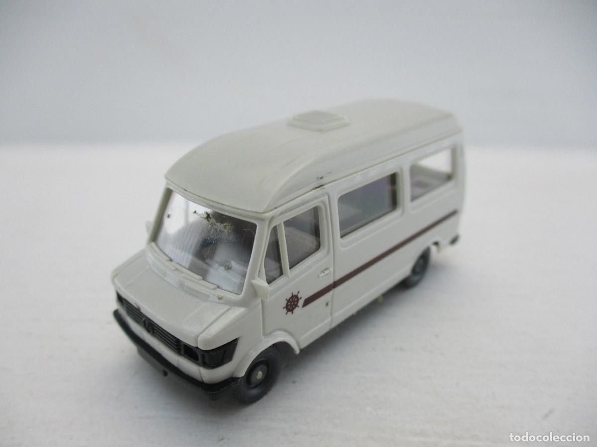 Coches a escala: COCHE ESCALA 1:87 REF BJ