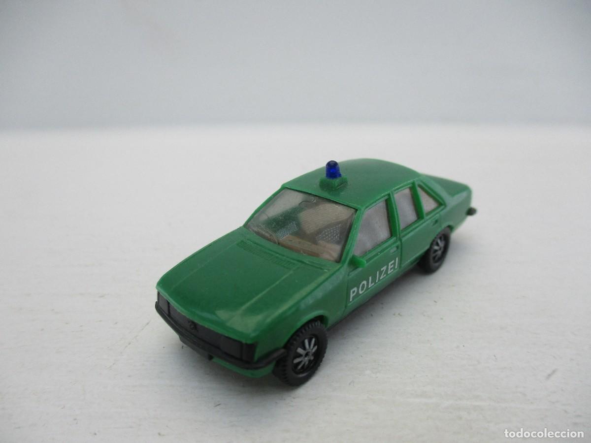Coches a escala: COCHE ESCALA 1:87 REF BL