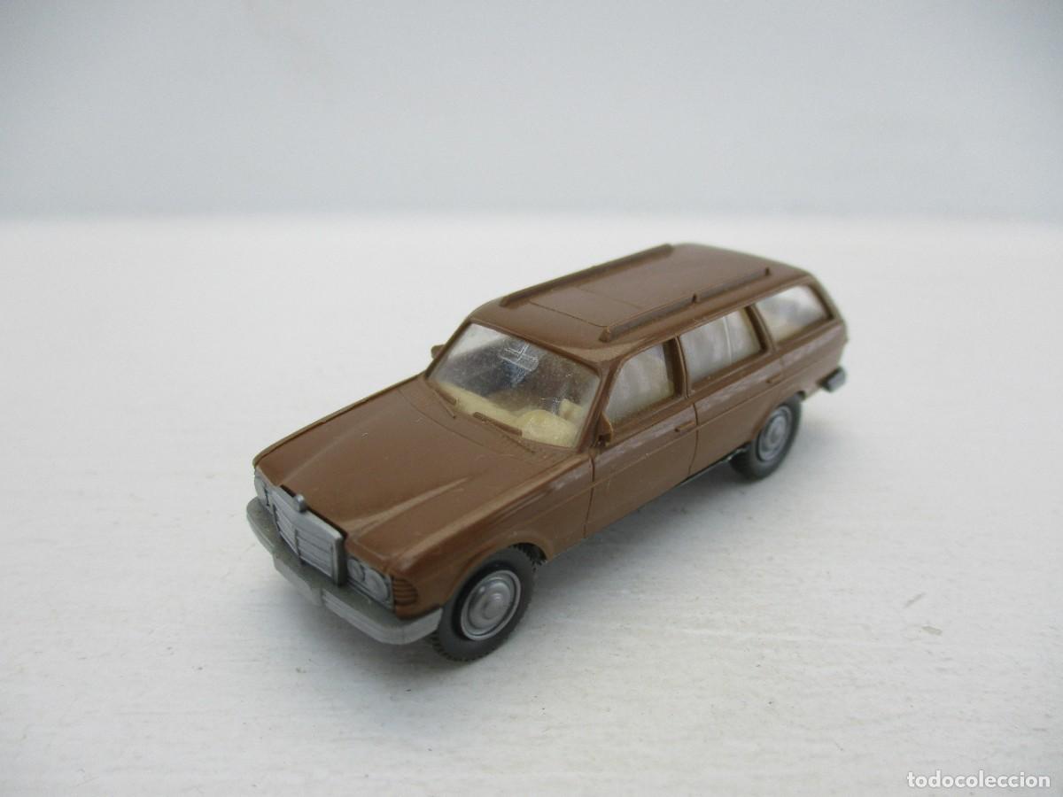 Coches a escala: COCHE ESCALA 1:87 REF BL