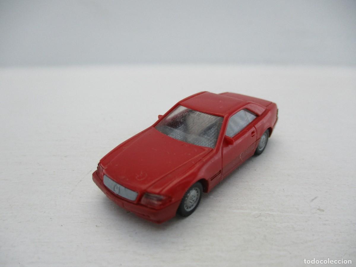 Coches a escala: COCHE ESCALA 1:87 REF BL
