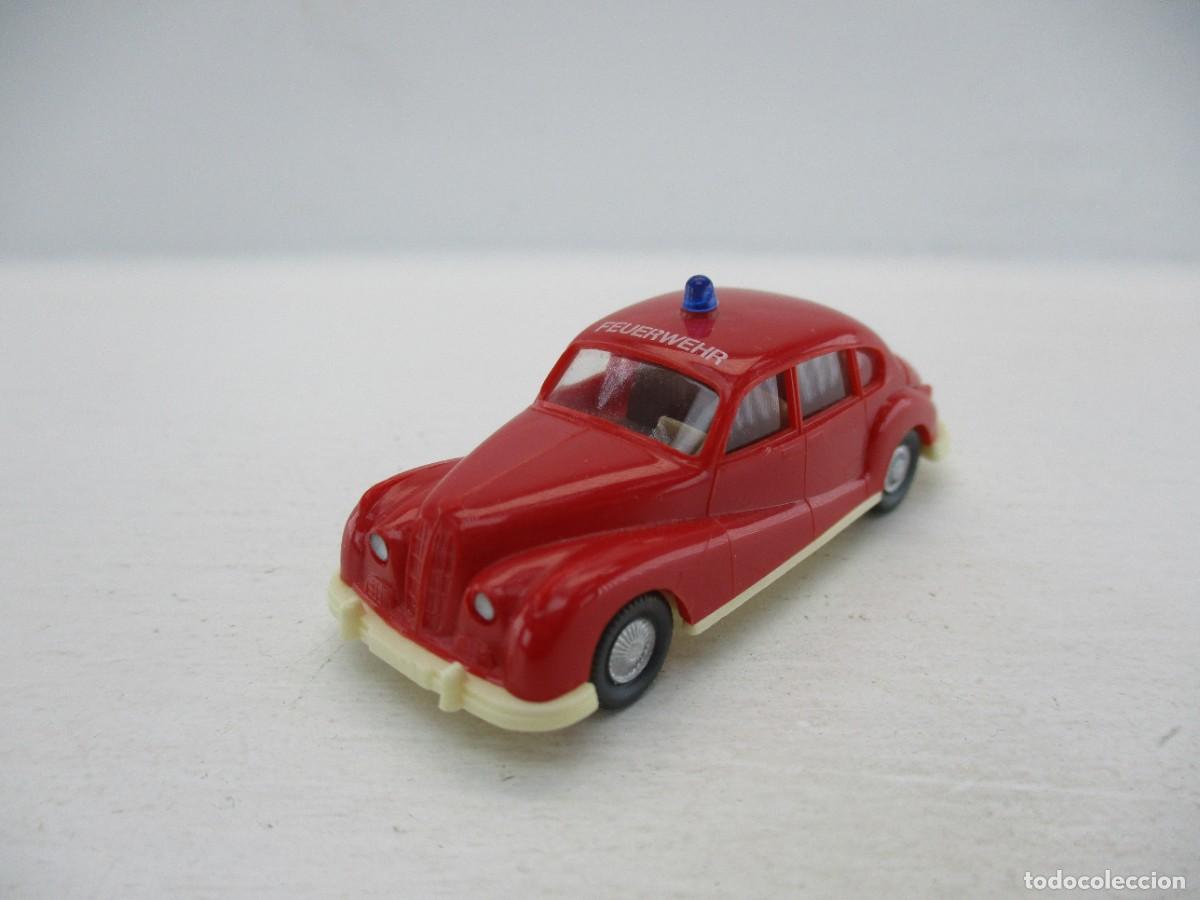 Coches a escala: COCHE ESCALA 1:87 REF BL