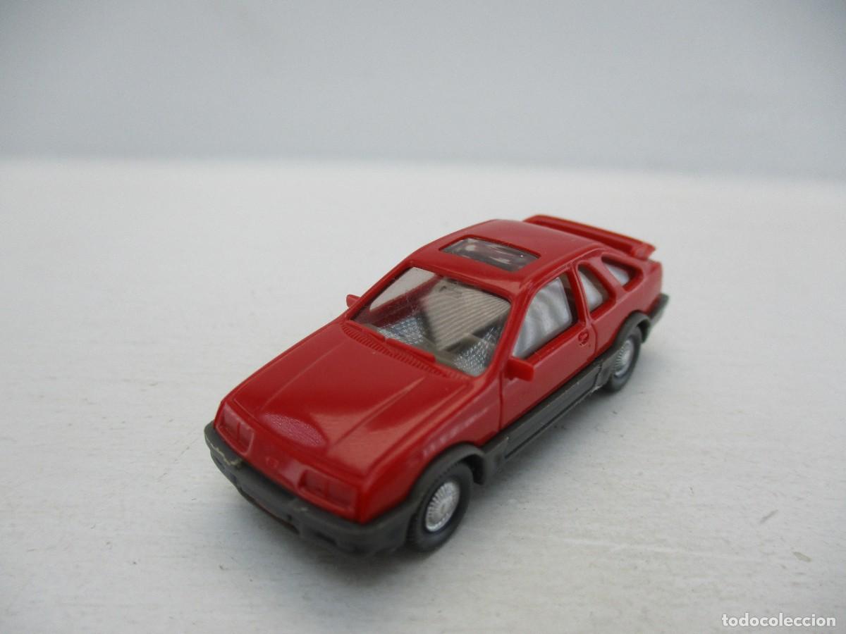 Coches a escala: COCHE ESCALA 1:87 REF BL