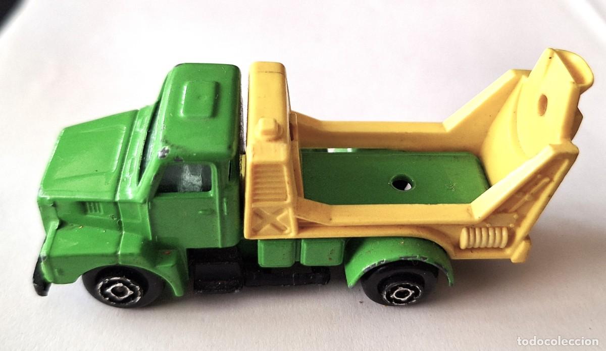Coches a escala: COCHE ESCALA 1/100 - CAMION VOLVO TRANSPORTE CEMENTO - A&Ntilde;OS 80 - MARCA GUISVAL
