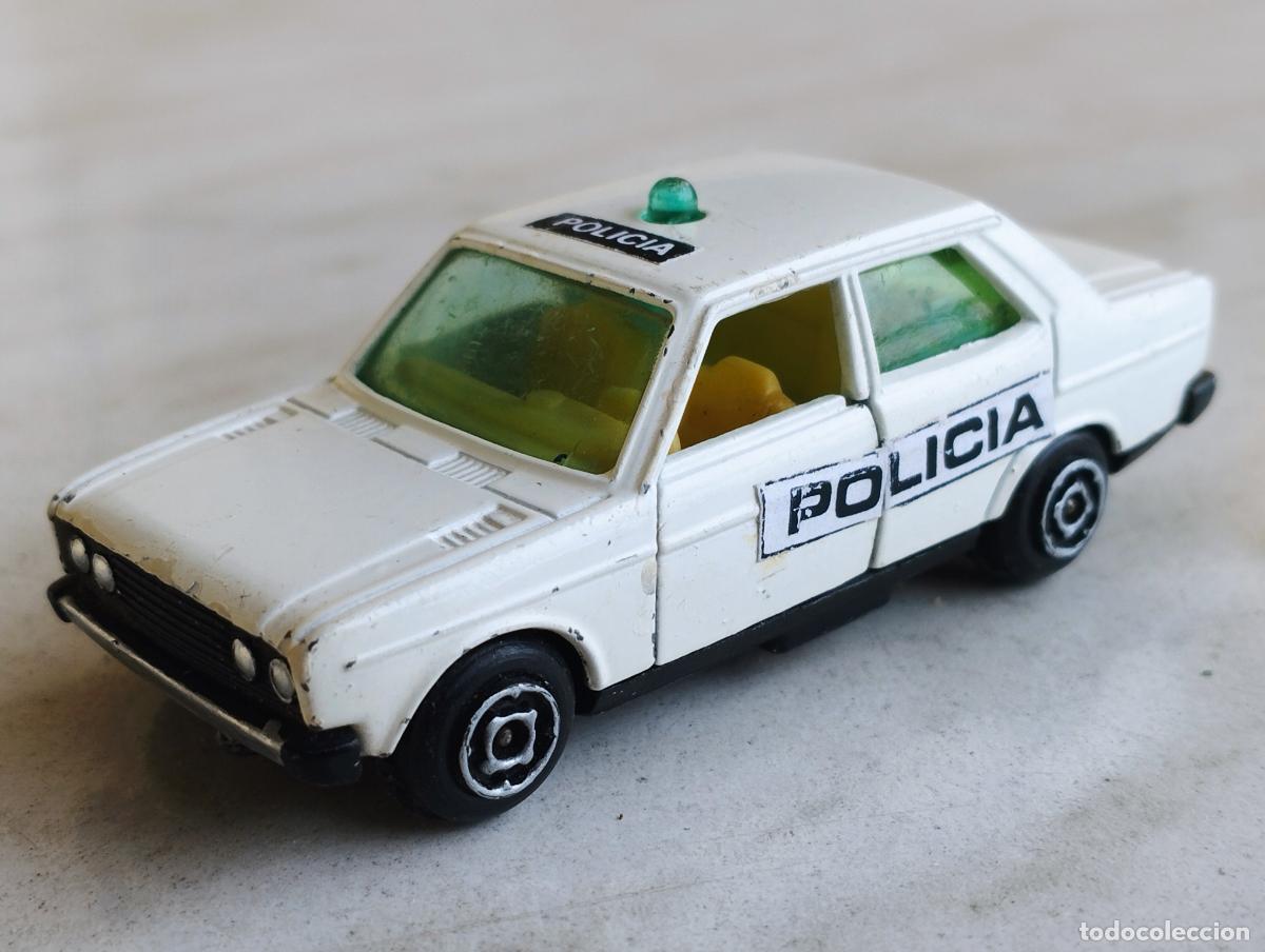 Modellautos: SEAT 131 POLICIA DE GUISVAL CAMPEON 1,64 MUY BUENO