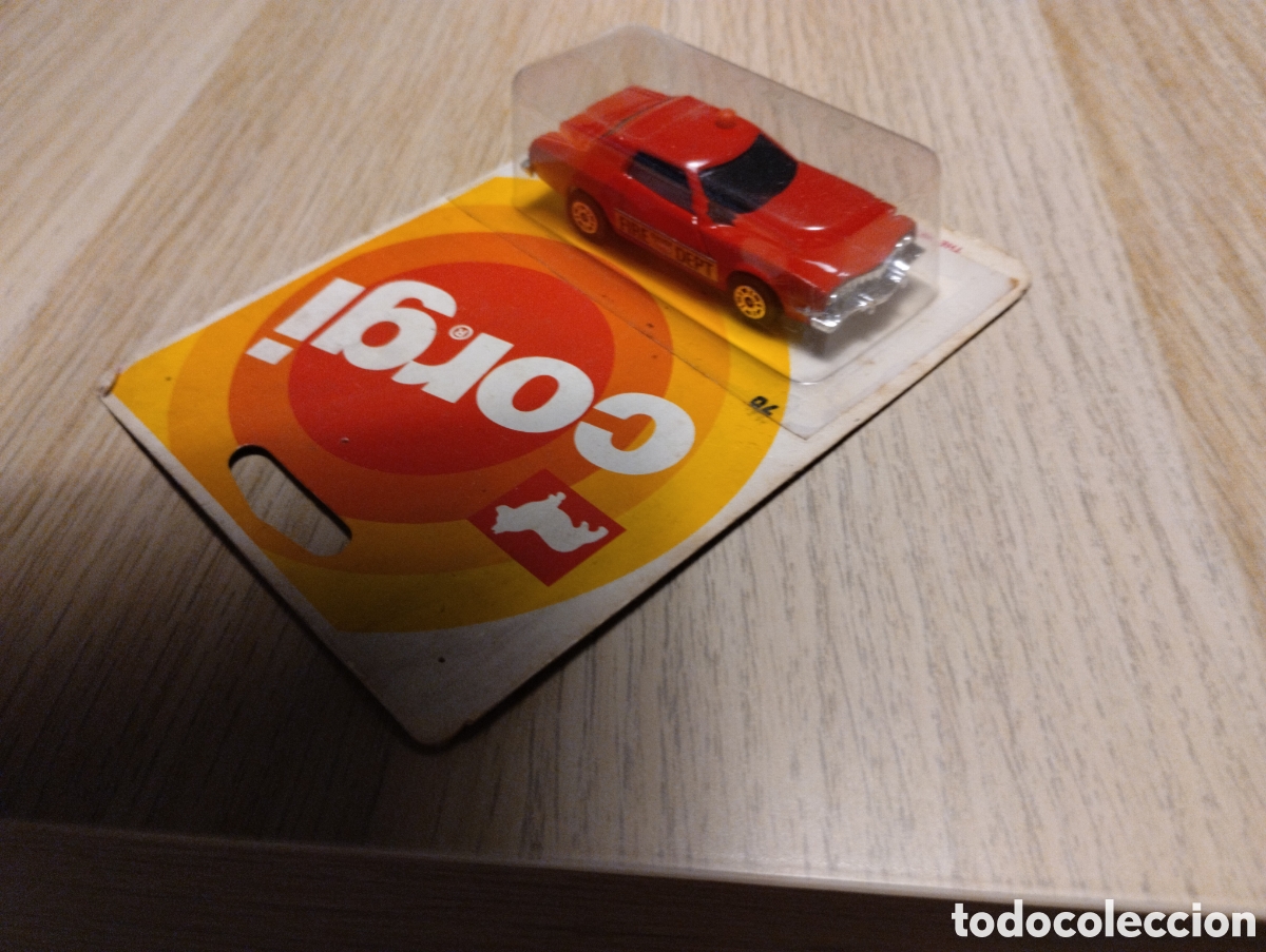 Coches a escala: Corgi j&uacute;nior Ford Torino jefe bomberos