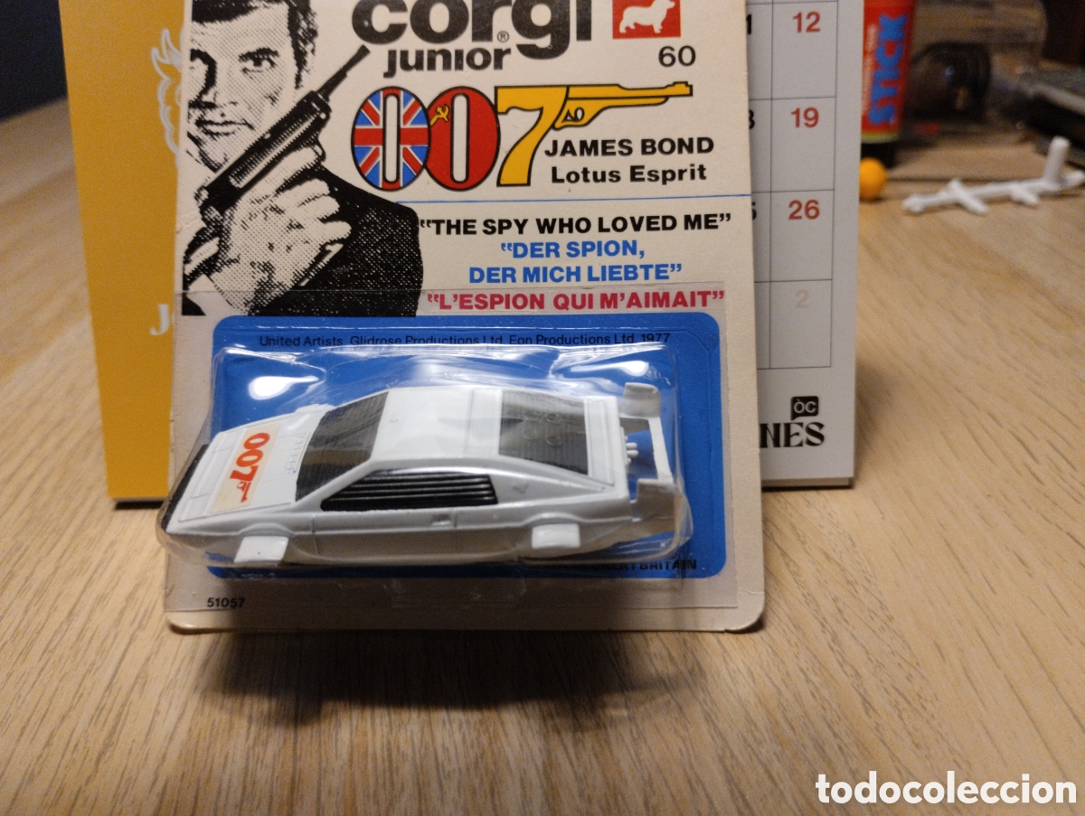 Coches a escala: Corgi j&uacute;nior 007 la esp&iacute;a que me am&oacute;