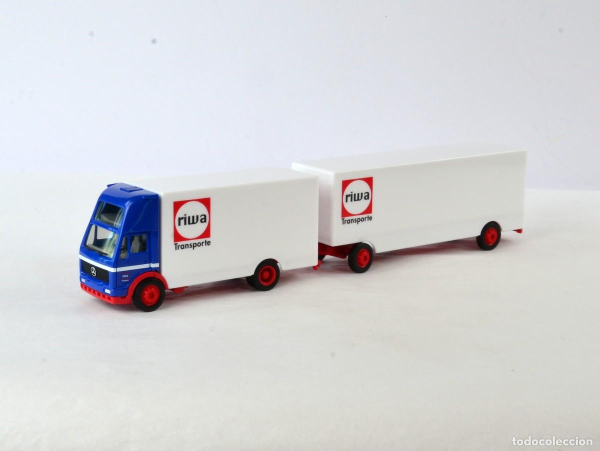 Coches a escala: Herpa Escala 1:87 H0 Mercedes Benz NG Mudanzas con Remolque riwa Impecable con Caja