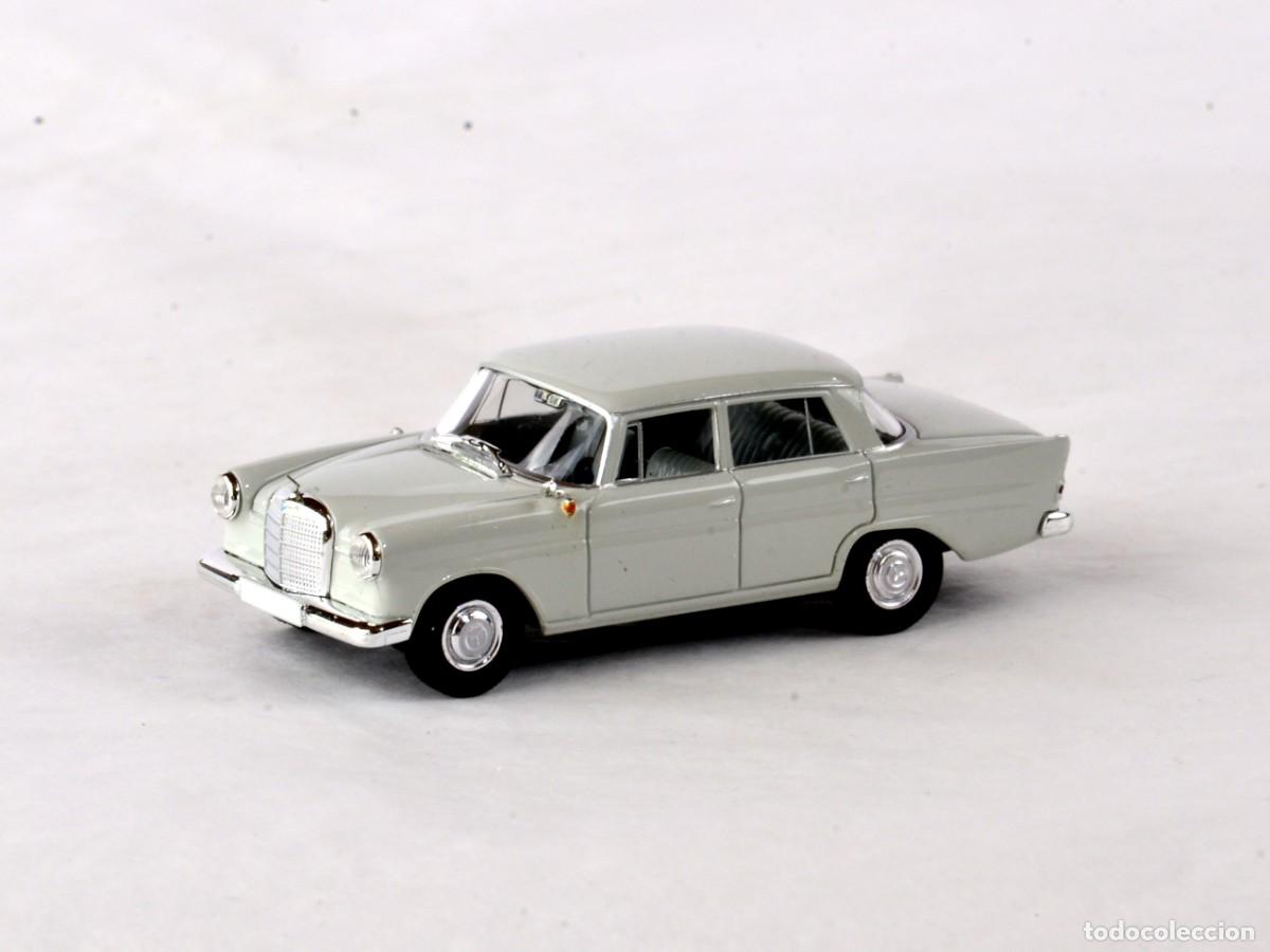 Coches a escala: Brekina Starmada Escala 1:87 H0 Mercedes Benz 190C Gris Impecable con Caja