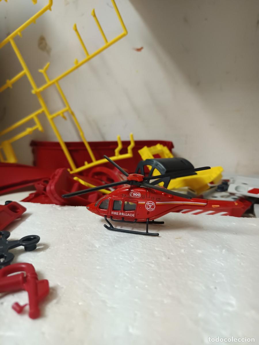 Coches a escala: Caja estaci&oacute;n de rescate majorette - Foto 2