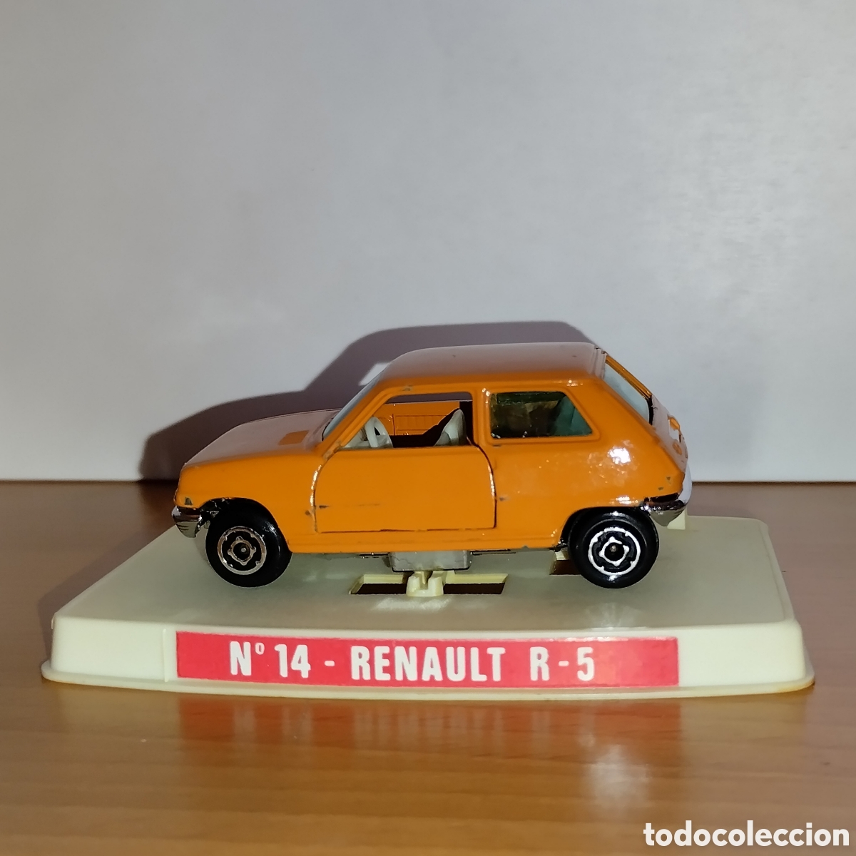 Coches a escala: Miniatura Renault R-5 Guisval