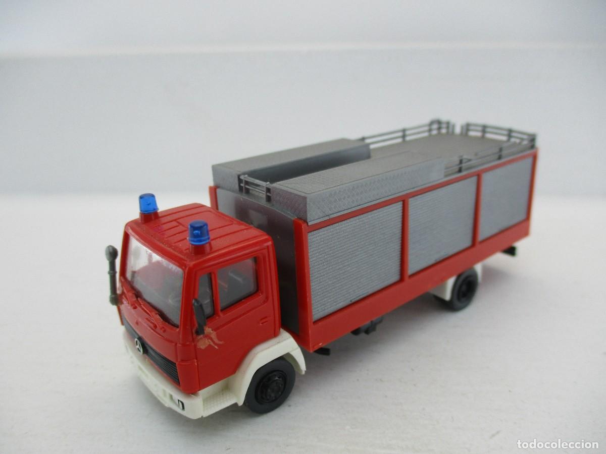 Coches a escala: CAMION ESCALA 1:87 REF C-8