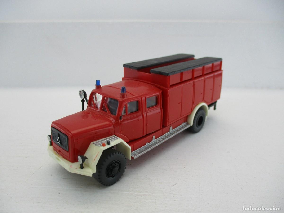 Coches a escala: CAMION ESCALA 1:87 REF C-8