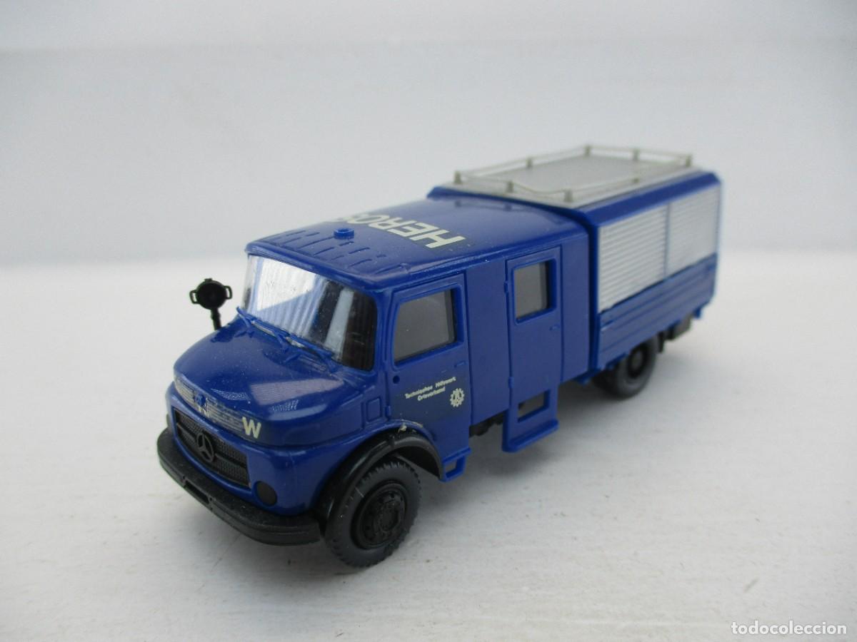 Coches a escala: CAMION ESCALA 1:87 REF C-9