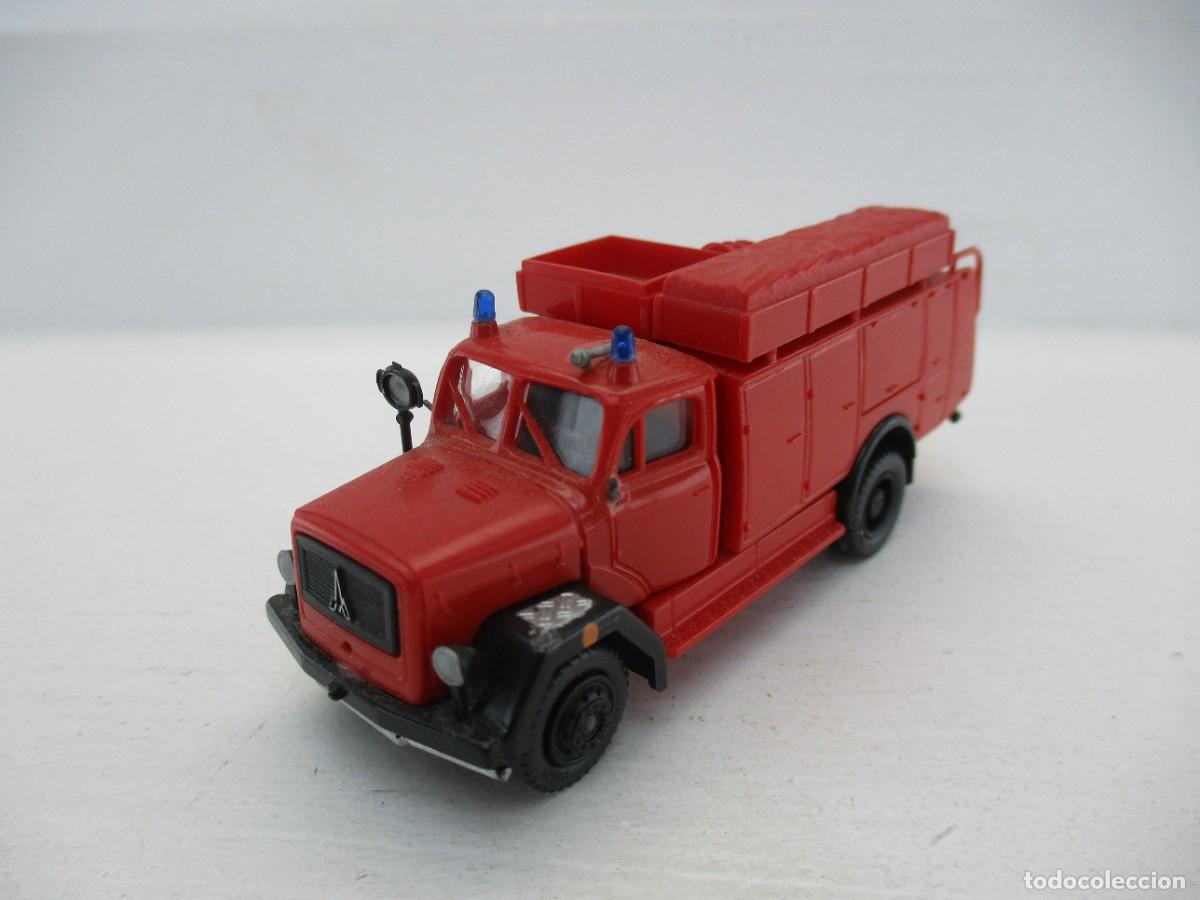 Coches a escala: CAMION ESCALA 1:87 REF C-9