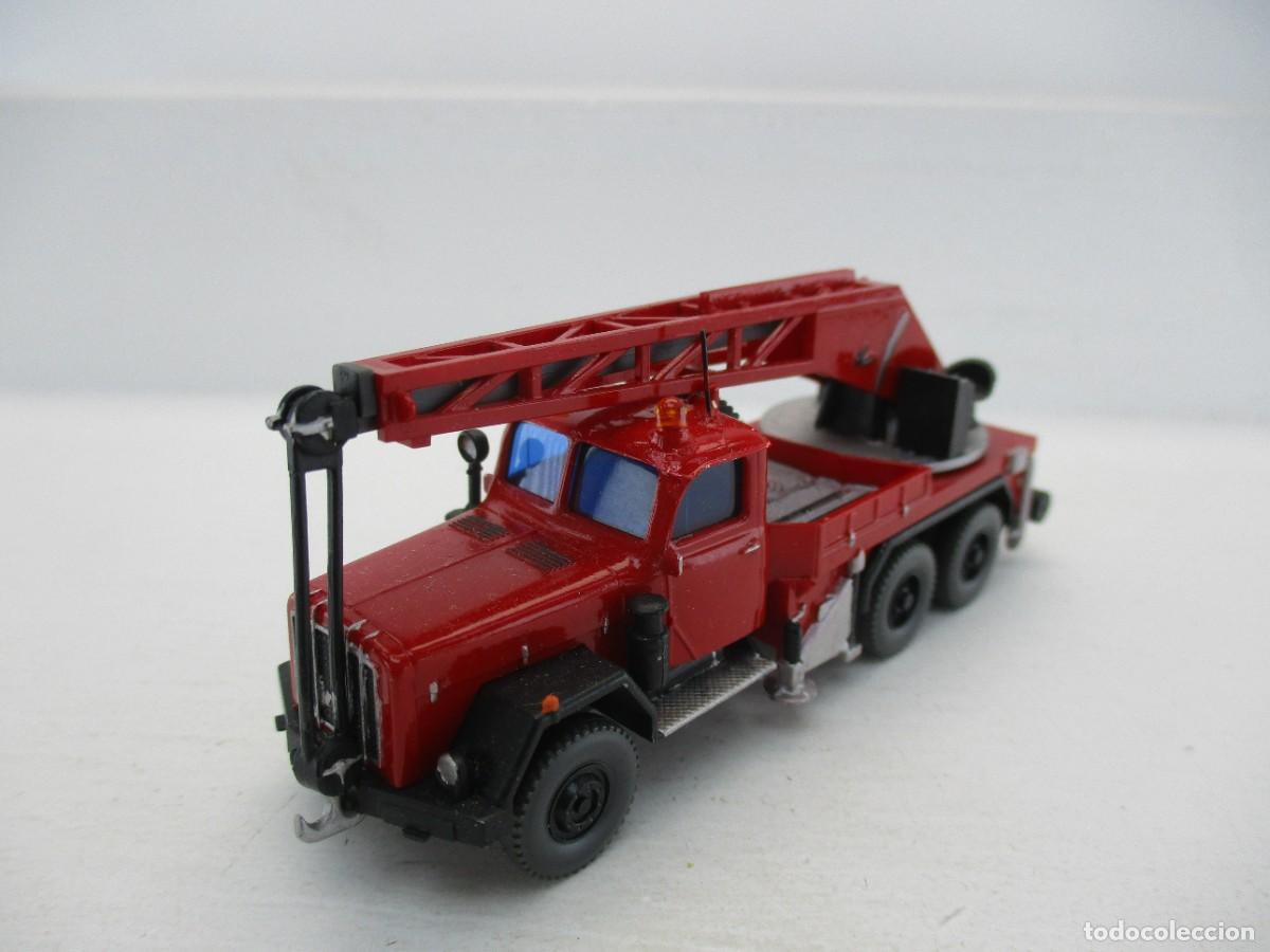 Coches a escala: CAMION ESCALA 1:87 REF C-9
