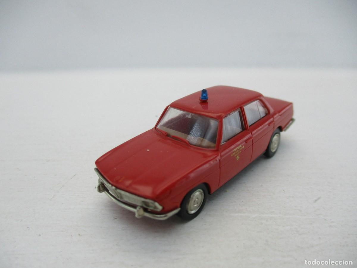 Coches a escala: COCHE ESCALA 1:87 REF LIBR