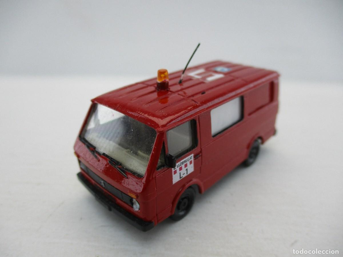Coches a escala: COCHE ESCALA 1:87 REF LIBR