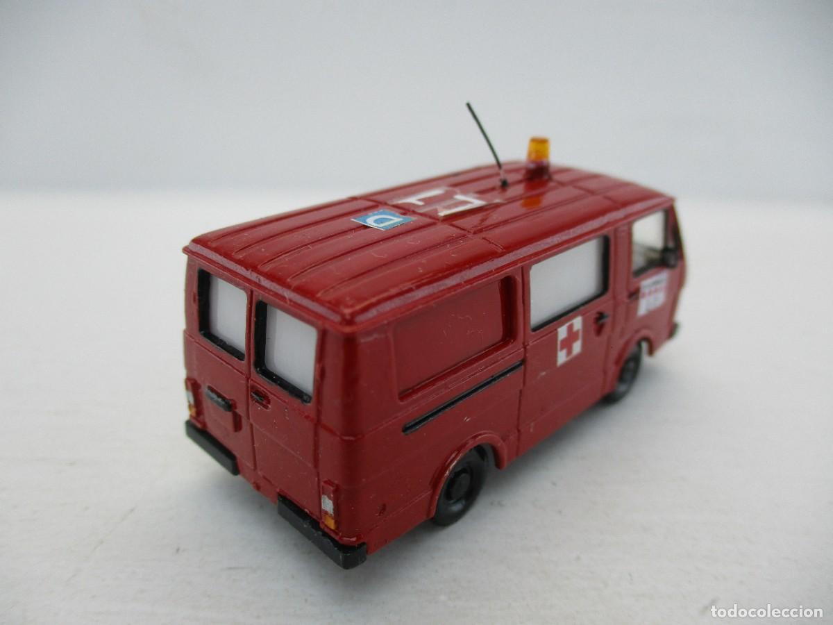 Coches a escala: COCHE ESCALA 1:87 REF LIBR - Foto 2