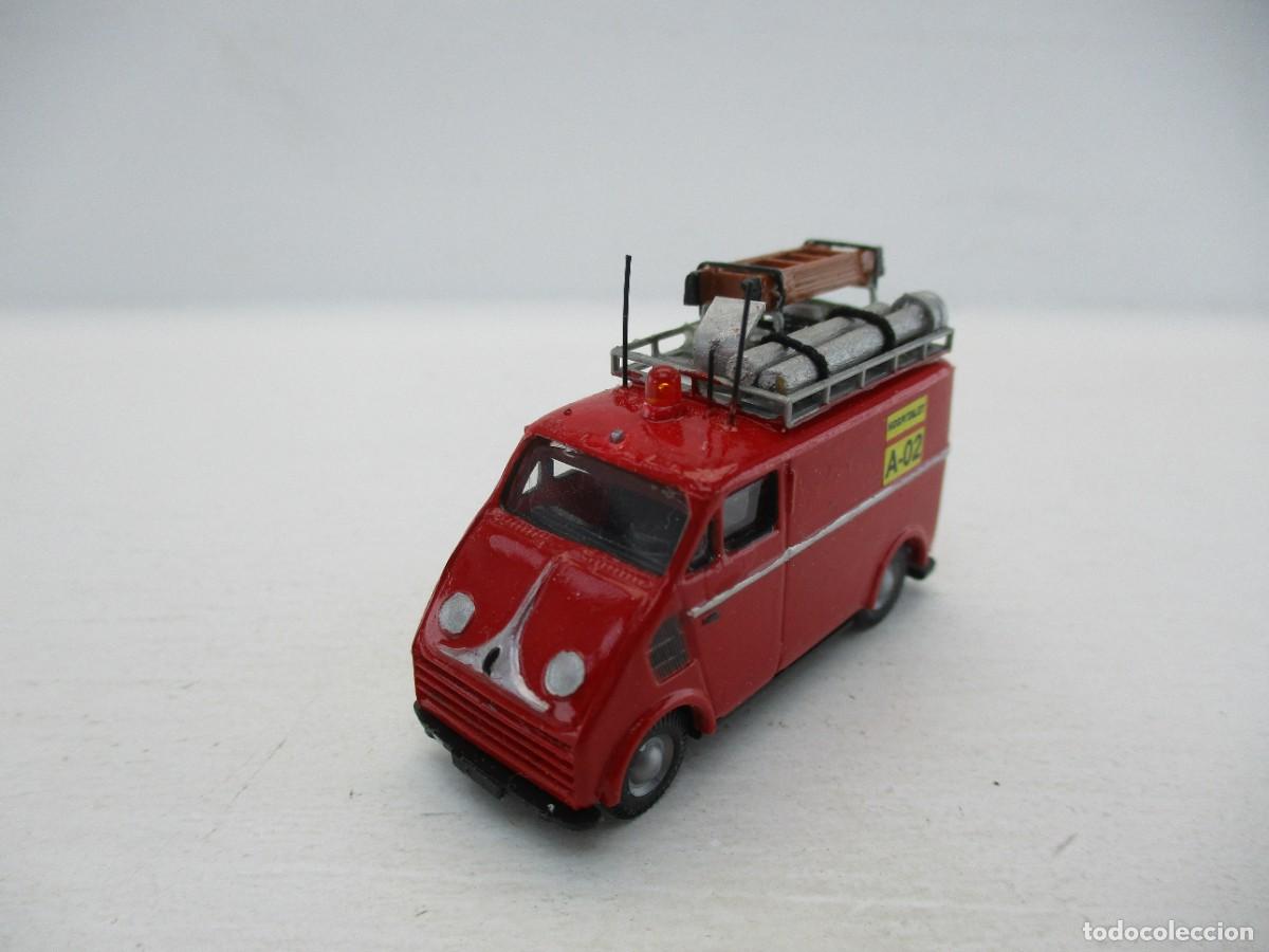 Modellautos: COCHE ESCALA 1:87 REF LIBR
