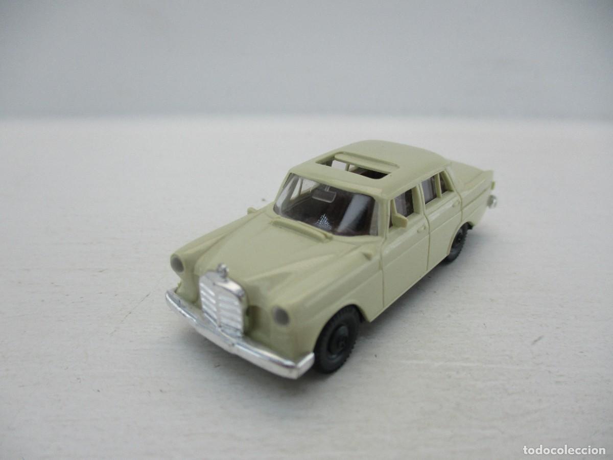 Coches a escala: COCHE ESCALA 1:87 REF LIBR