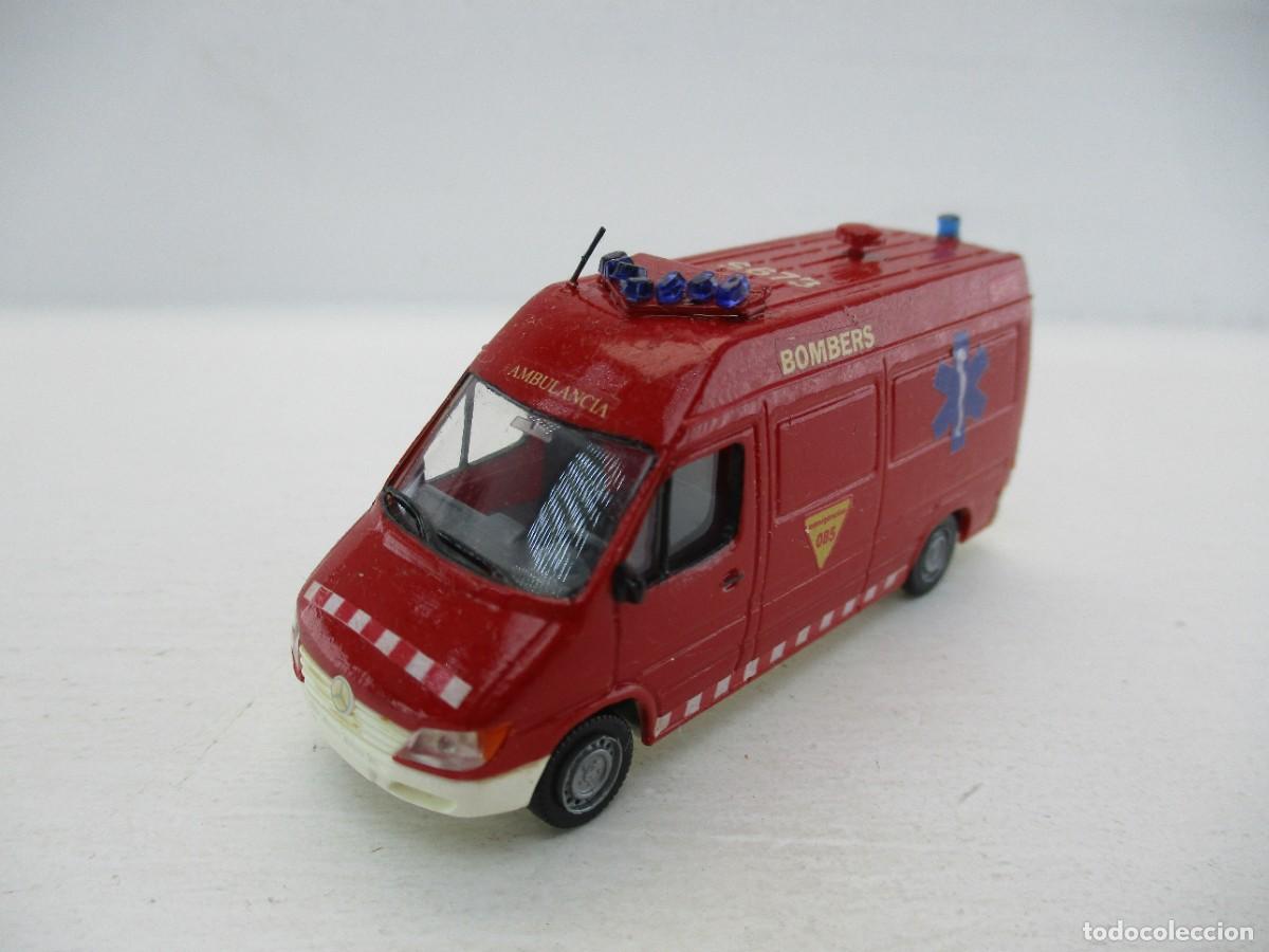 Coches a escala: COCHE ESCALA 1:87 REF LIBR