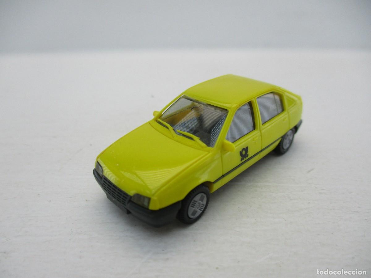 Coches a escala: COCHE ESCALA 1:87 REF LIBR