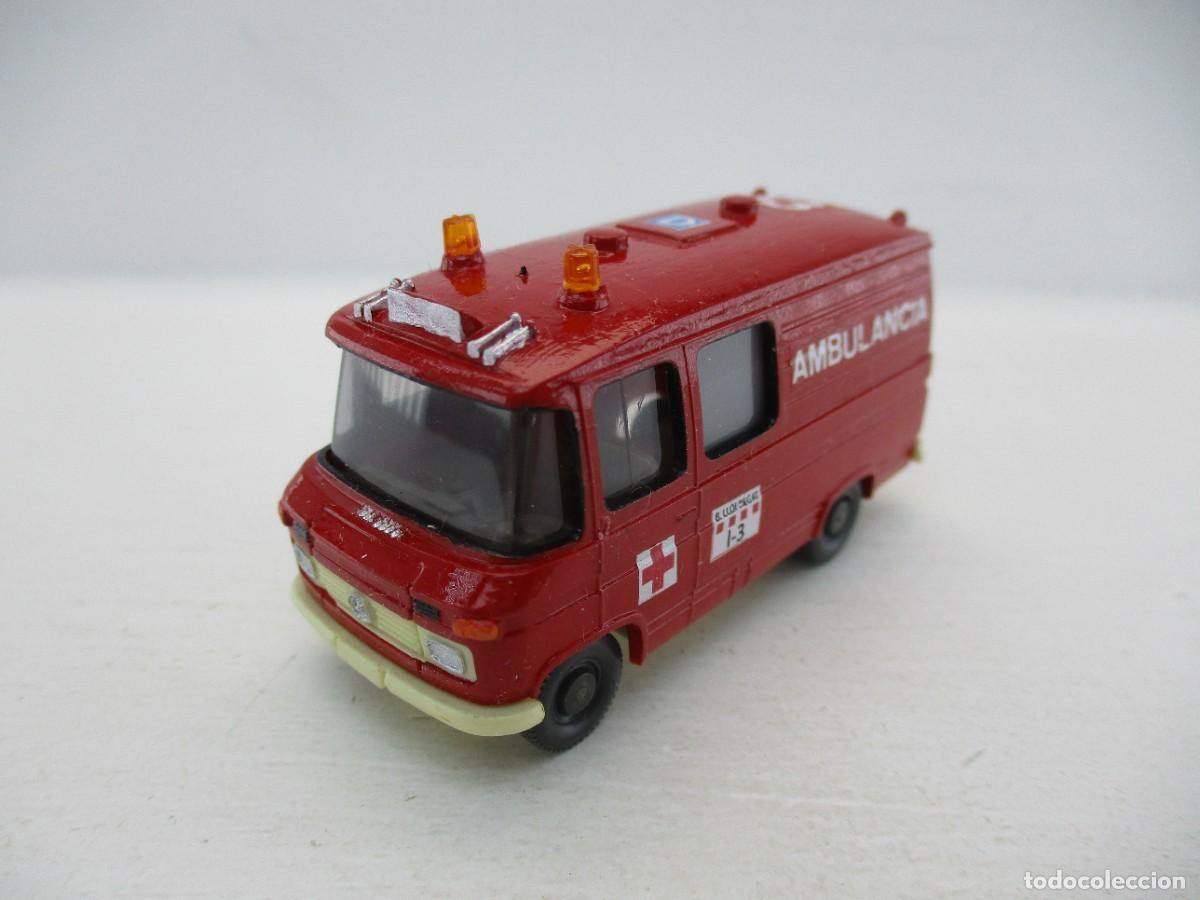 Coches a escala: COCHE ESCALA 1:87 REF LIBR
