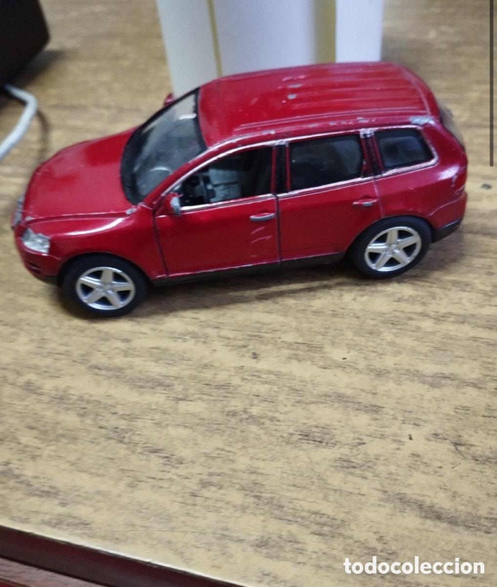 Coches a escala: Coche a escala Volkswagen Touareg (2003) 1:38 - Kinsmart KT5078 (Rojo)