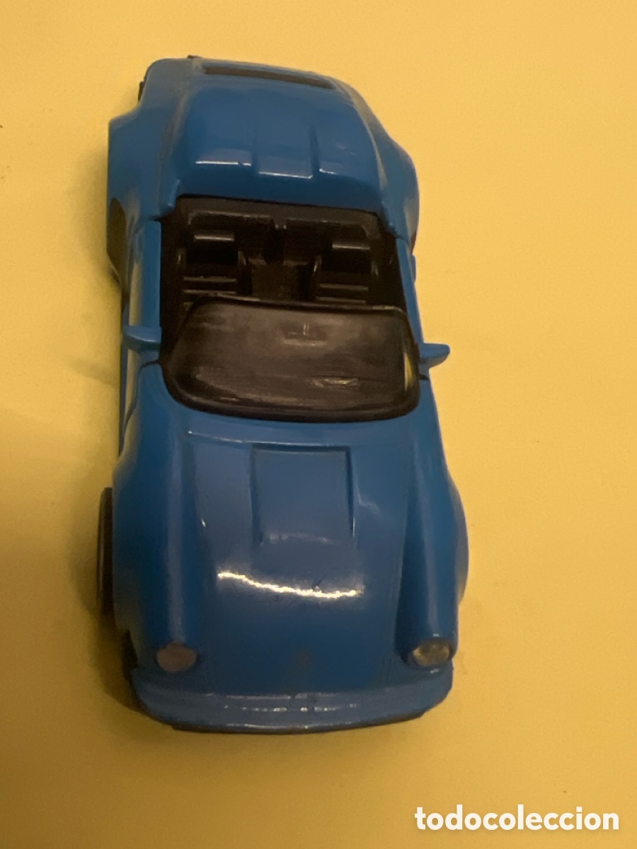 Coches a escala: T1/D4/86. COCHE EN MINIATURA - PORSCHE 911 SPEEDSTER - AZUL MAISTO
