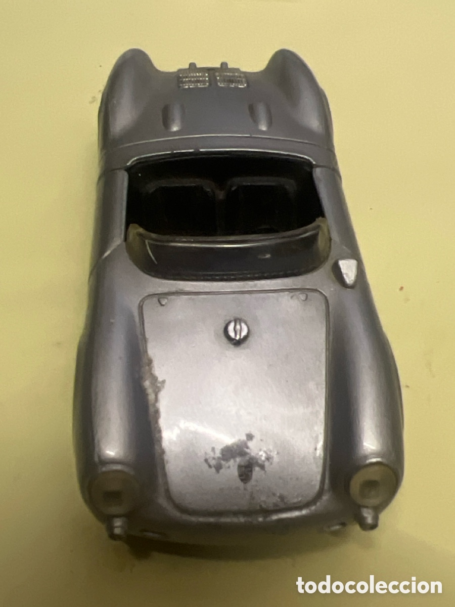 Coches a escala: T1/D4/90. COCHE EN MINIATURA - Porsche 550 Spyder Maisto