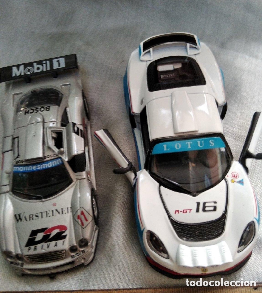 Coches a escala: Lote de 2 Coches de Carreras a Escala: Mercedes-Benz CLK GTR y Lotus Exige R-GT