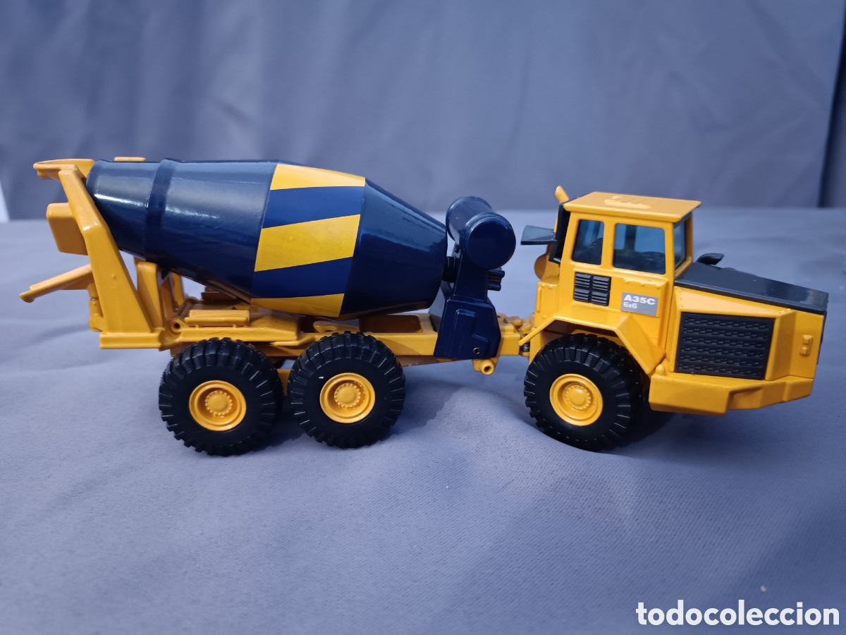 Coches a escala: CAMION HORMIGONERA ARTICULADO VOLVO A35C A ESCALA 1/50