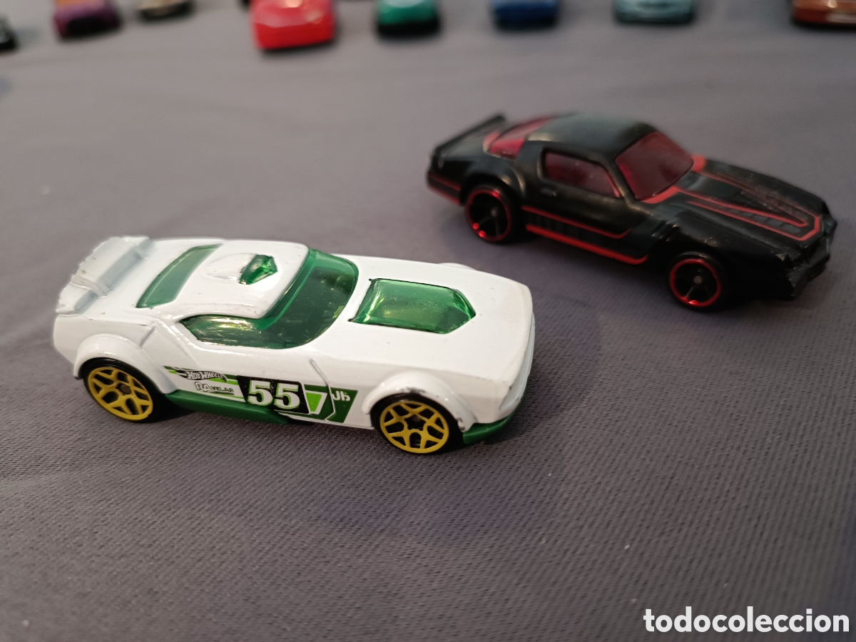 Coches a escala: LOTE VARIADO DE 40 COCHES A ESCALA 1:64 - Foto 10